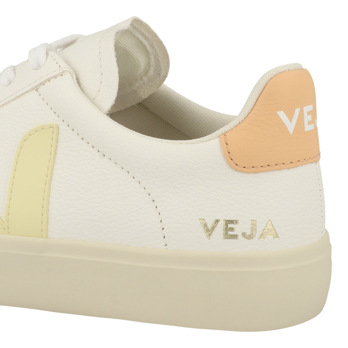 VEJA Campo Chromefree Leather Sneaker low weiss