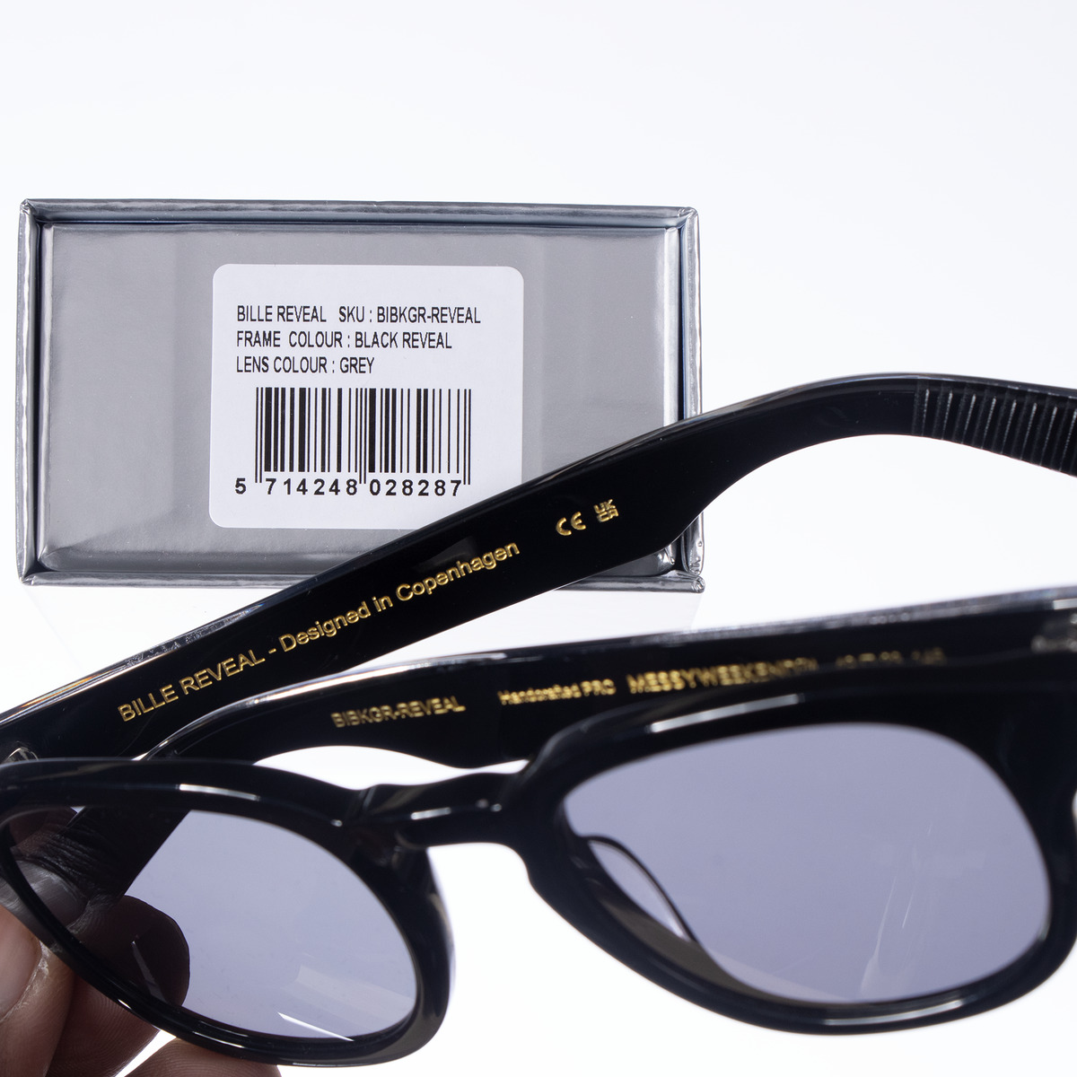 MESSYWEEKEND BILLE REVEAL Sonnenbrille schwarz