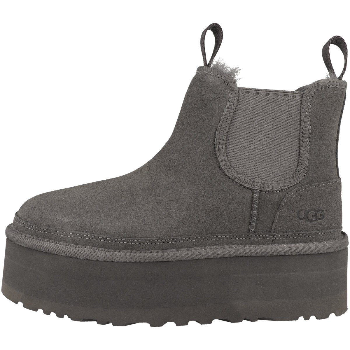 UGG Neumel Platform Chelsea Boots Women grau