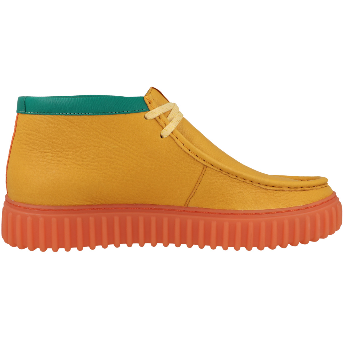 Clarks Torhill Explore Boots orange