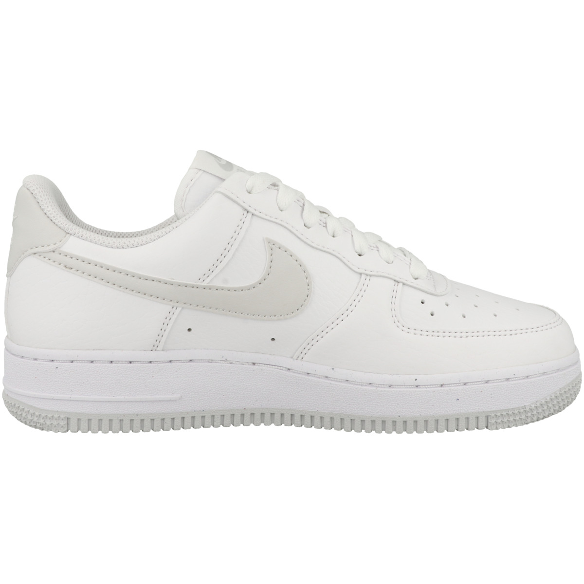 Nike Air Force 1 '07 SE Women Sneaker weiss